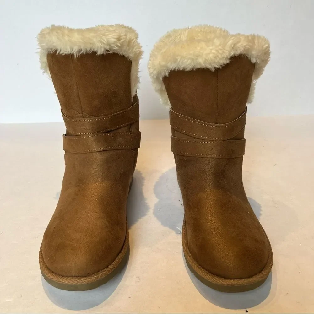 Air Walk Women's Mid Calf Boots Brown/Beige Size 7.5 Faux Fur Trim